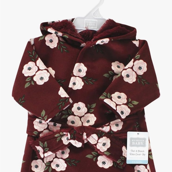 Floral Hooded Robe “NEW” - Picture 2 of 2